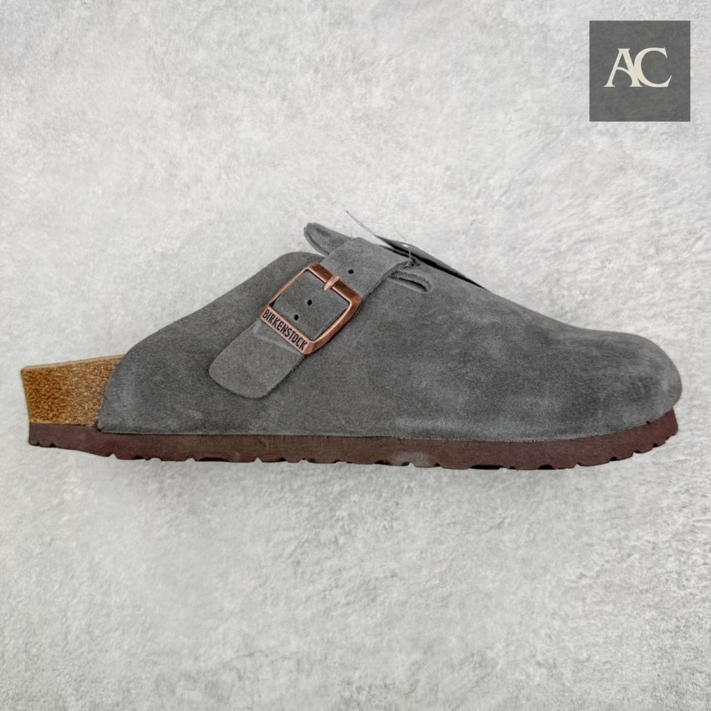 B Clogs