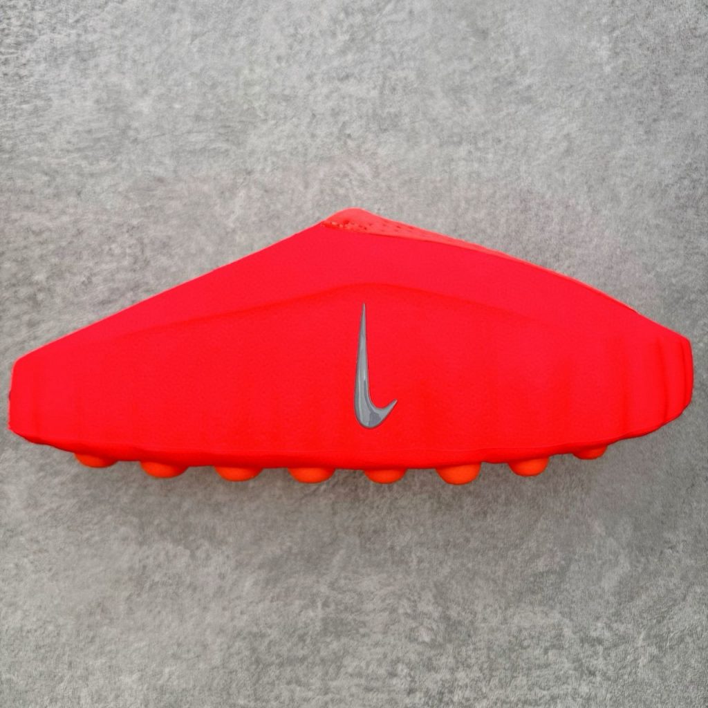 M001